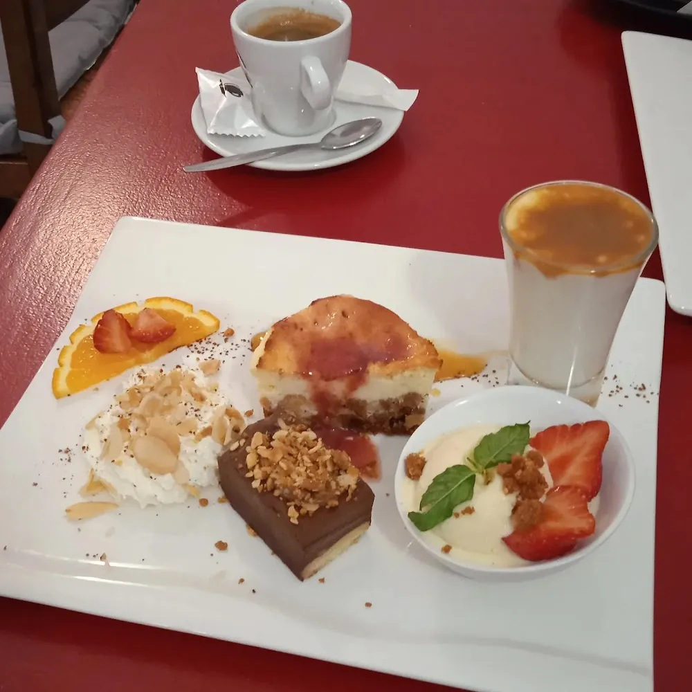 Café Gourmand